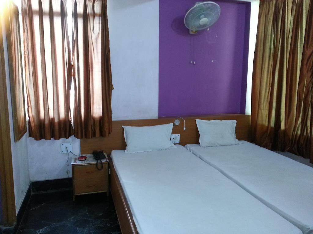 Hotel Marina Inn Dhanbād Camera foto