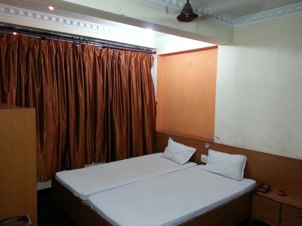 Hotel Marina Inn Dhanbād Camera foto
